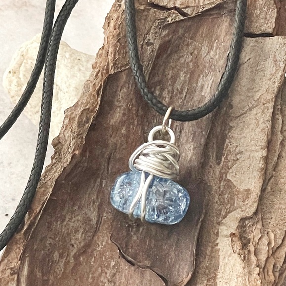 5 For $25💫Blue Crackled Quartz Bead Pendant Necklace - Picture 6 of 6